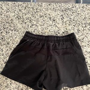 Youngla Shorts